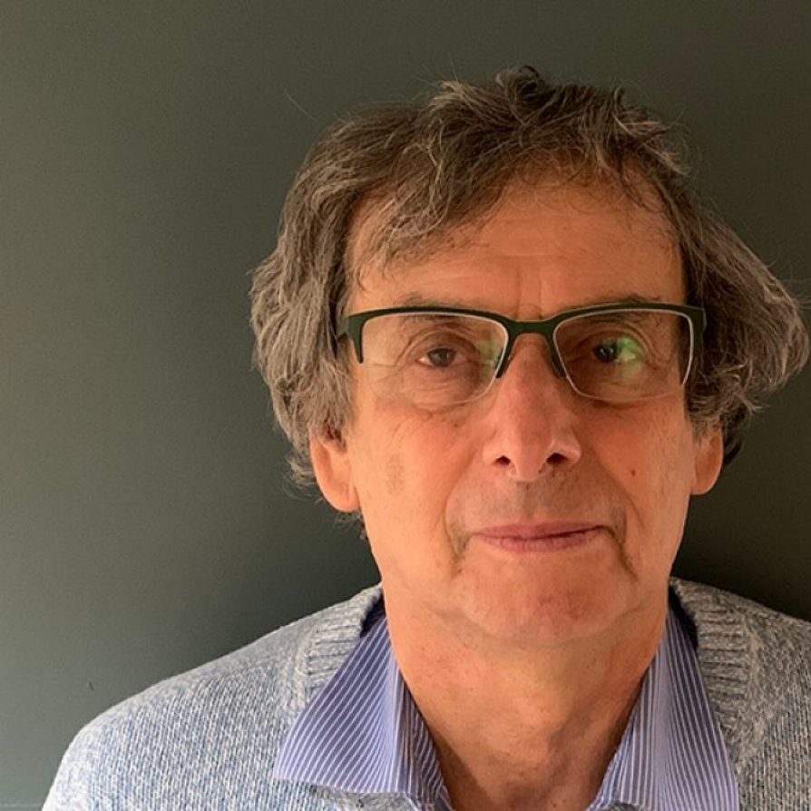 CSCS is pleased to welcome Visiting Professor Péter Érdi this fall. Professor Érdi joins us from Kalamazoo College to teach a new course - CMPLXSYS 196 