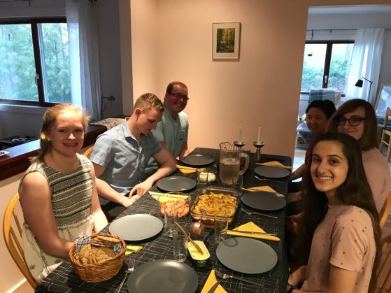 Swedish 325 students at their meal